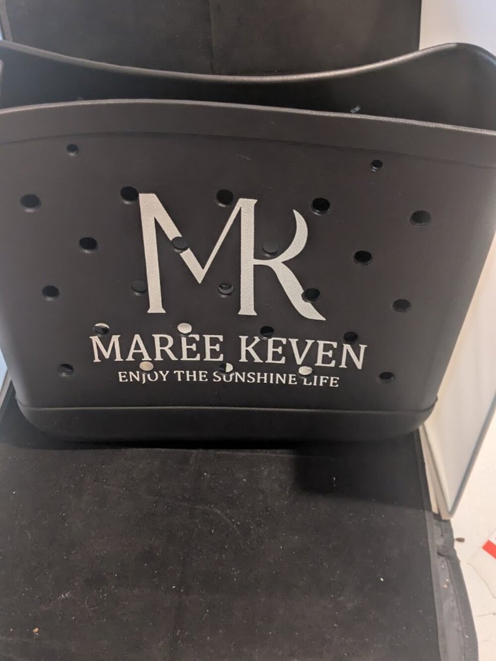 Maree Keven Rubber Tote Bag + Beach Charm Set Bundle | Bogg Style